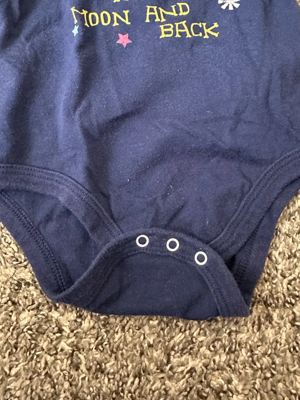 18M Cat & Jack Navy Long-Sleeve Moon Graphic Bodysuit with Pink Moon